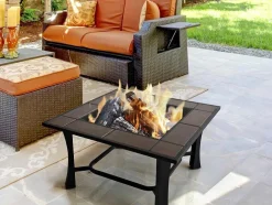 Brasero De Jardin Incluant Un Barbecue En Carreaux De Ceramique Noir