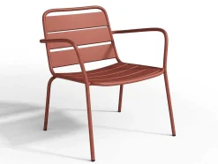 Cadeirão Baixo De Jardim Empilhavel + Apoio De Pés Em Metal Terracota - Mirmande