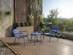 Cadeirão Baixo De Jardim Empilhavel Em Metal Azul-Escuro - Mirmande