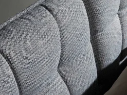 Cama Acolchoada Em Tecido Azul E Branco 7030