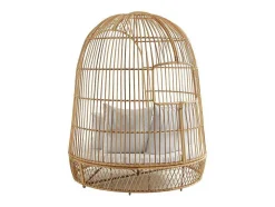 Cama De Jardim Com Dossel Em Resina Entrancada Natural Clara Com Almofada Branca - Cervaro De Mylia