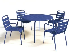 Conjunto De Jantar De Jardim Em Metal, Uma Mesa D. 110 Cm E 4 Cadeiroes Empilhaveis Azul-Escuro - Mirmande