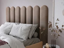 Paineis De Parede Cabeceira De Cama De 210 Cm Em Veludo Cor Bege - Japi