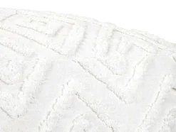 Pufe Em Algodao Branco Coberto De Retalhos - Oualidia