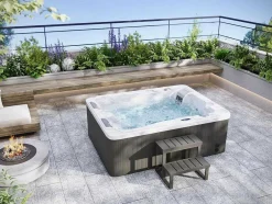 Spa De 3 Lugares Branco Perola Com Cobertura, 35 Jatos, C210 X L158 X A73 Cm, Sistema Balboa - Maupiti Iii